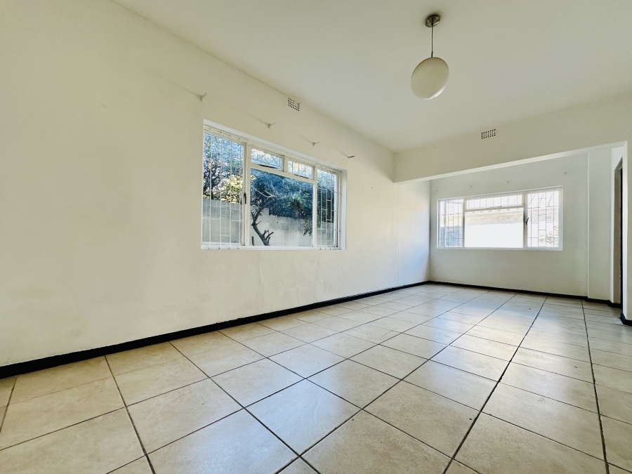 6 Bedroom Property for Sale in Onrus Western Cape